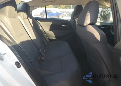 2021 Toyota Corolla Le z USA, uszkodzony, nr VIN 5YFEPMAE4MP181795